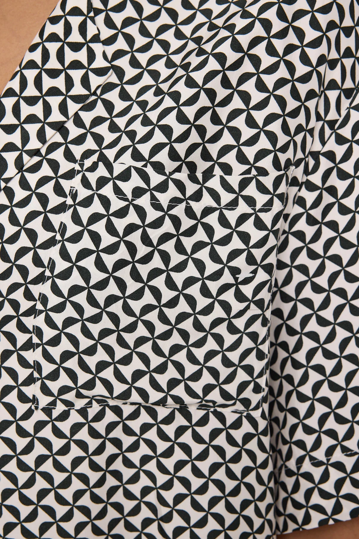 Perfect Stranger Geo Pattern Short Sleeve Shirt White Print - Image 6