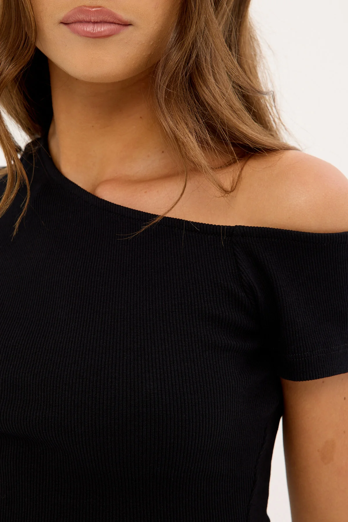 Perfect Stranger One Shoulder Ribbed T-shirt Black - Image 3