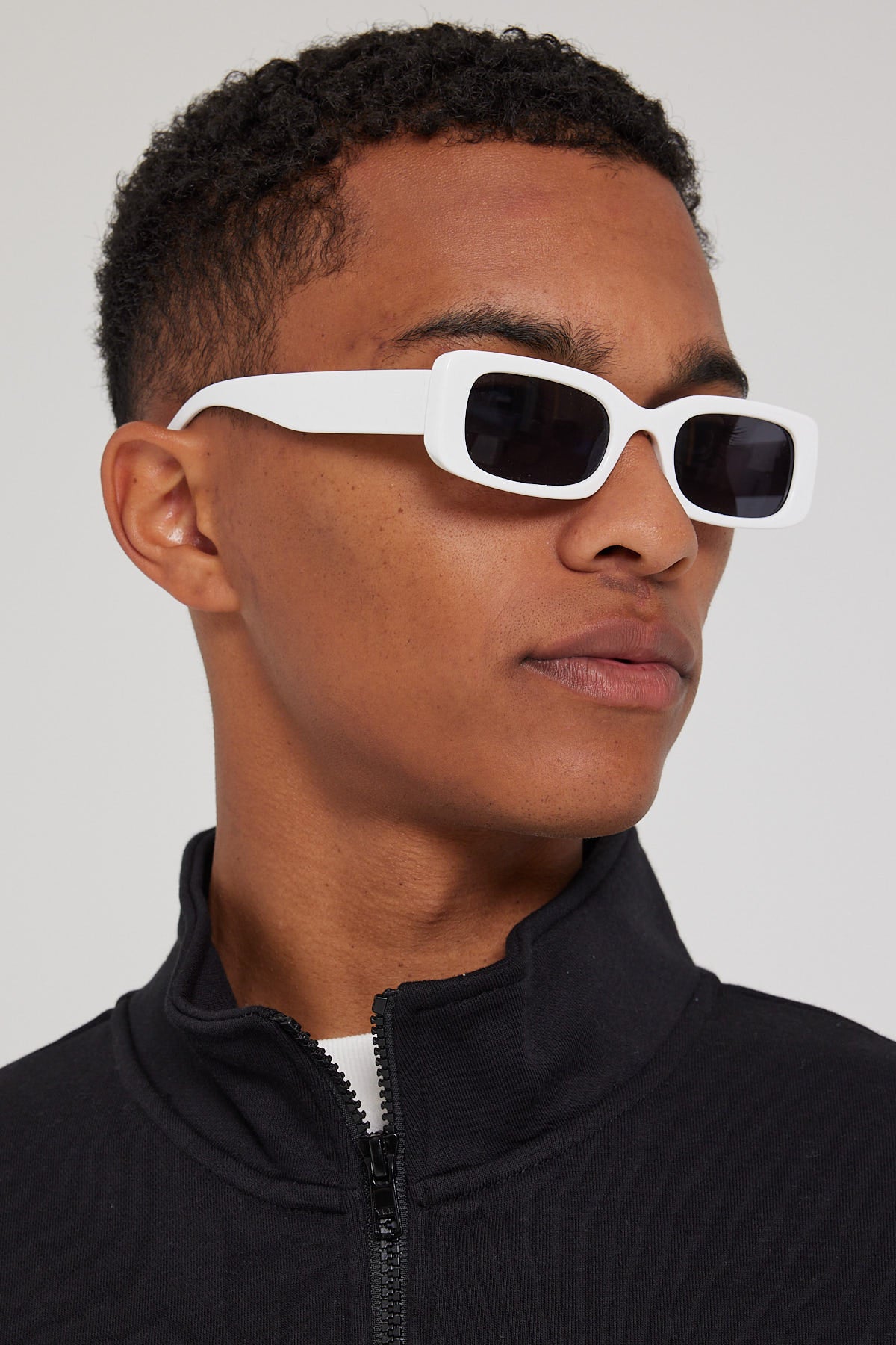 Unity Eyewear Machine White - Image 4
